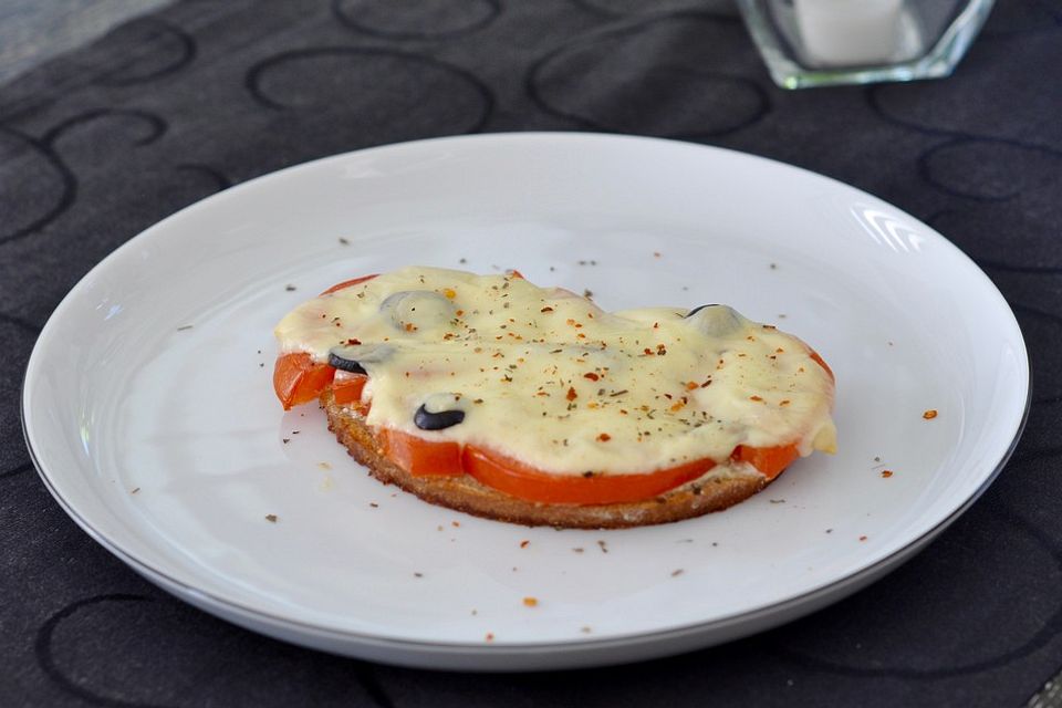 Toast Caprese