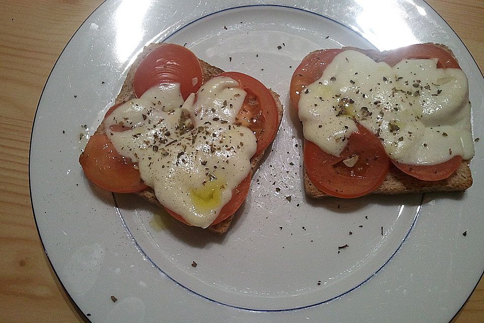 Toast Caprese