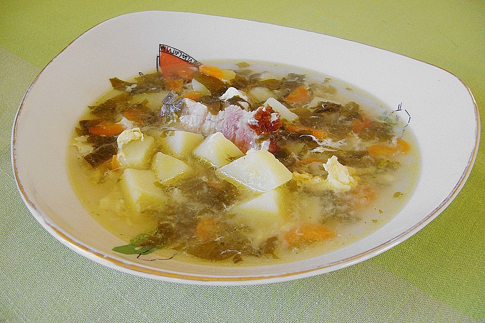 Klare Sauerampfersuppe