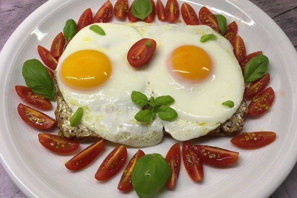 Spiegelei - Tomaten - Snack