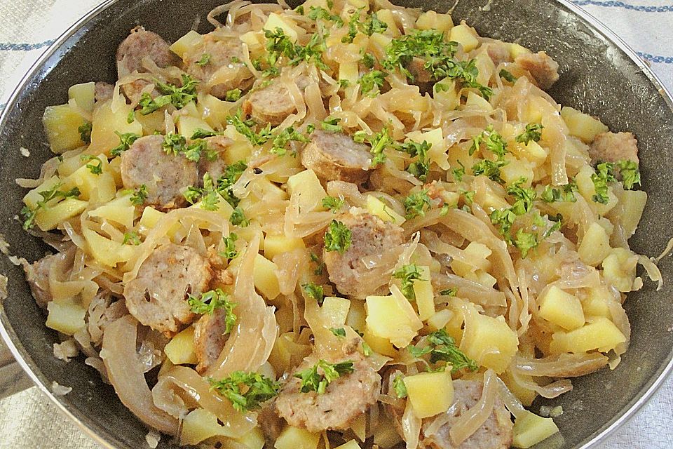 Bratwurst-Sauerkraut-Pfanne