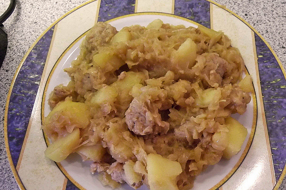 Bratwurst-Sauerkraut-Pfanne