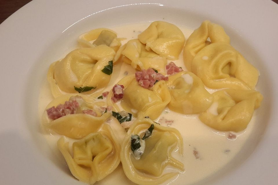 Schnelle Käse-Sahne-Sauce