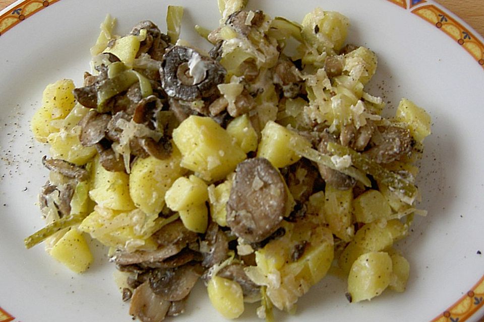 Pikanter Kartoffel - Champignons - Salat