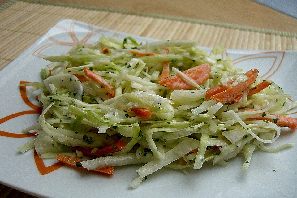 Weißkohlsalat - Coleslaw