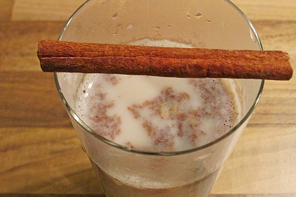 Ayurvedische Gewürzmilch