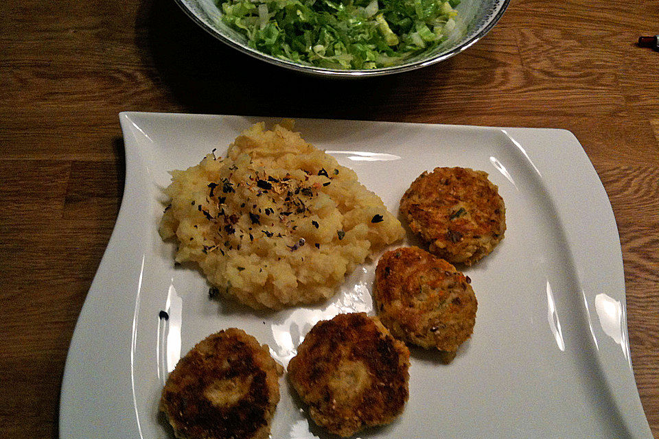 Quinoa-Bratlinge