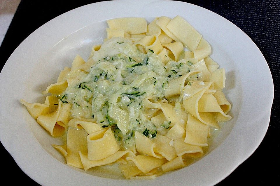 Zucchini - Nudelsauce