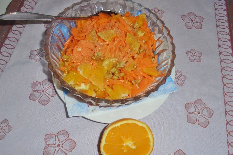 Orangen-Möhren-Salat