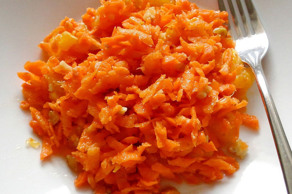 Orangen-Möhren-Salat