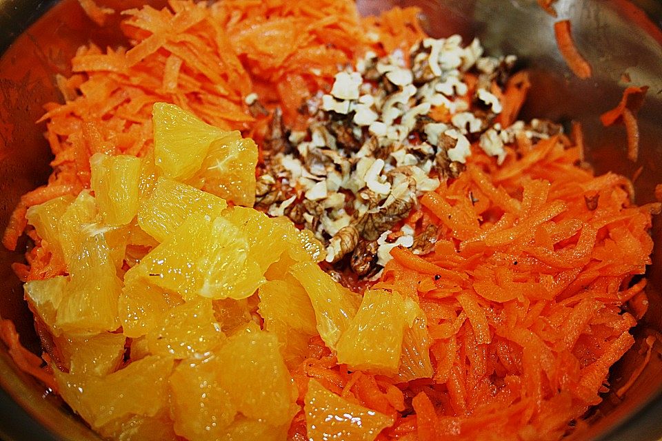 Orangen-Möhren-Salat