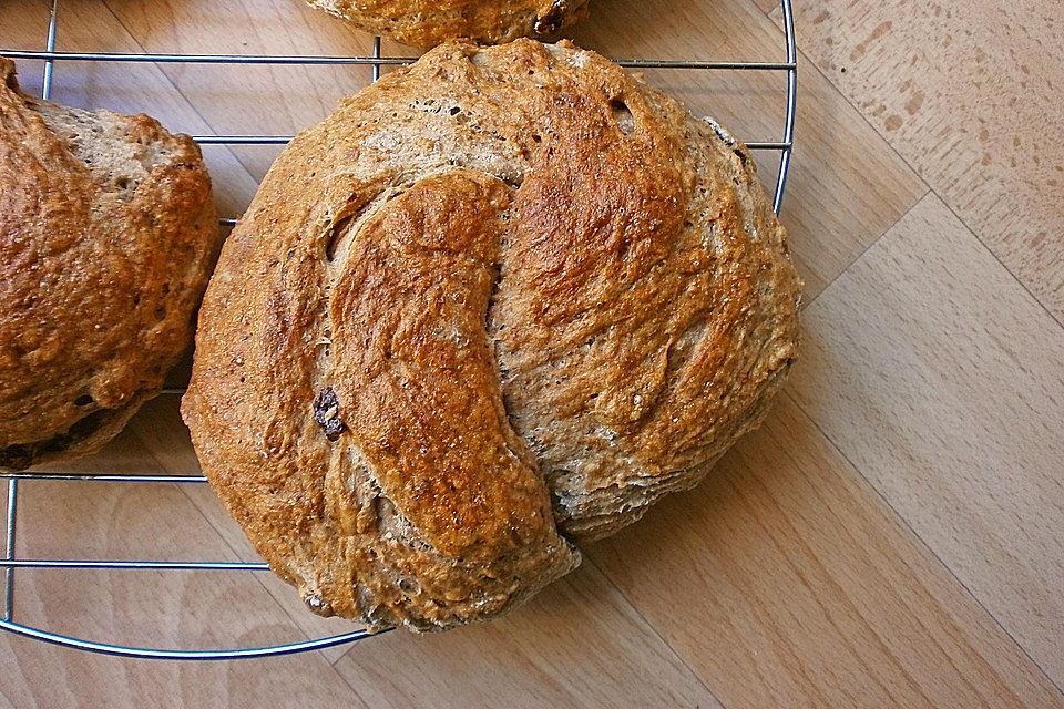 Schnelles Vollkorn - Rosinenbrot