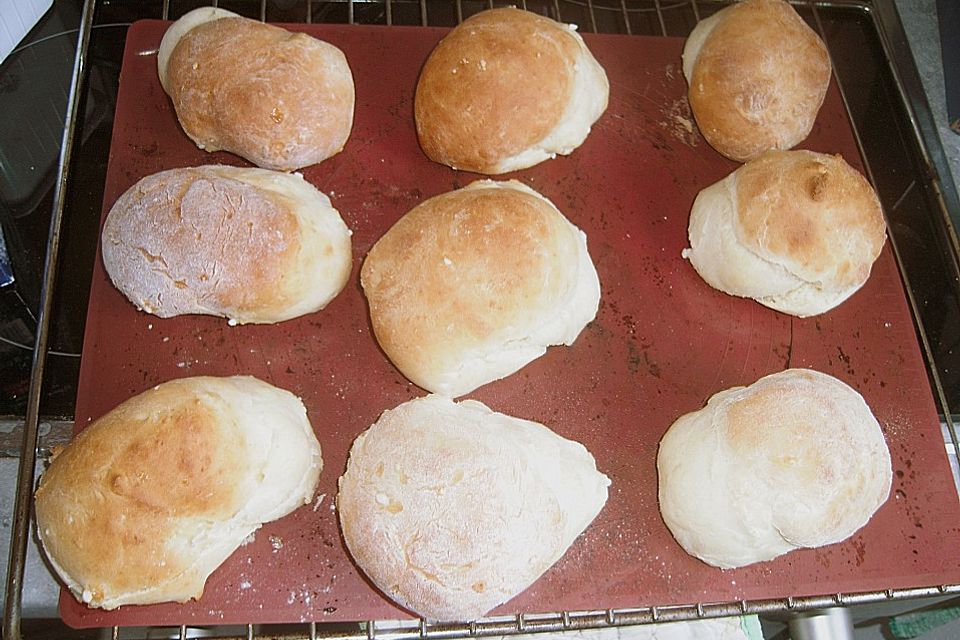 Quarkbrot oder Quarkbrötchen