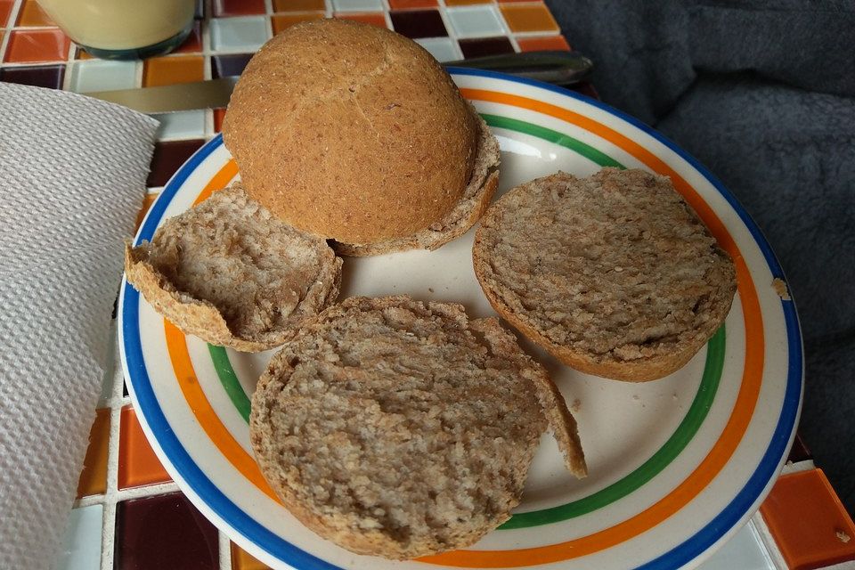 Vollkornbrötchen