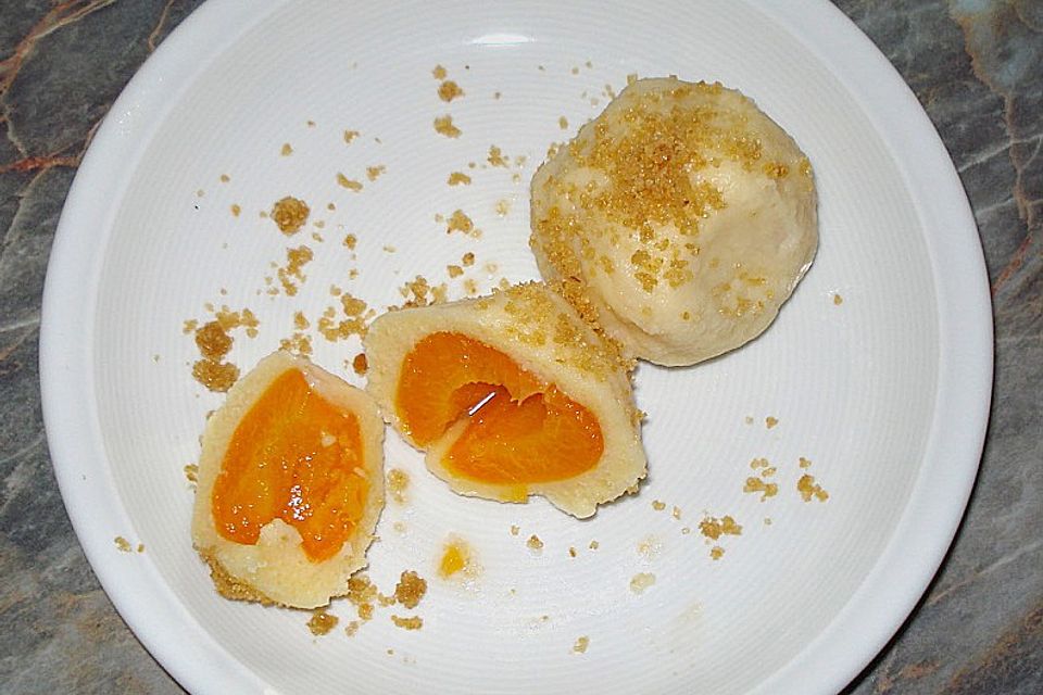 Marillenknödel