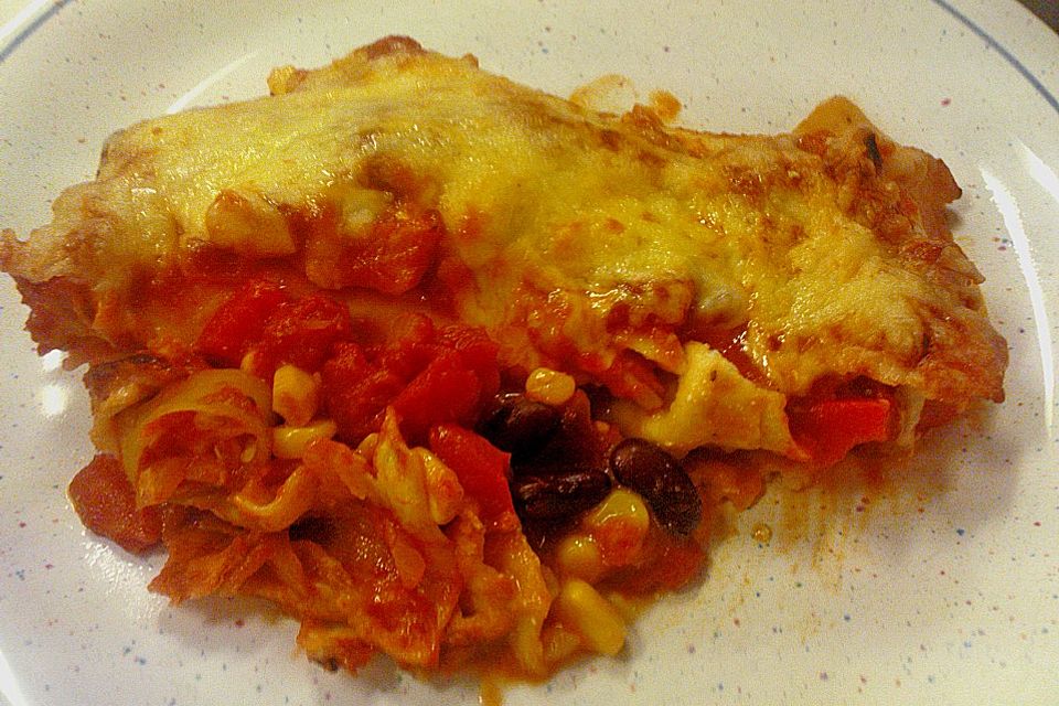 Enchiladas mit scharfer Füllung