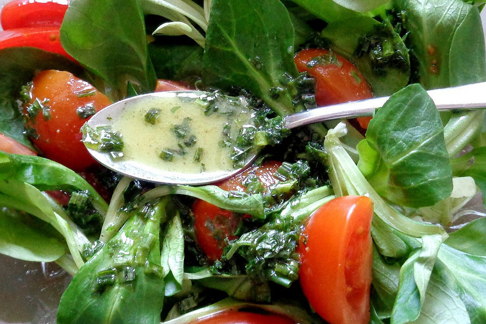 French - Dressing mit Kräutern