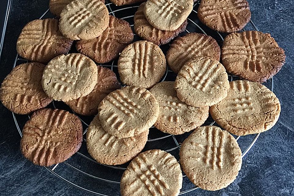 Basic Peanut Butter Cookies