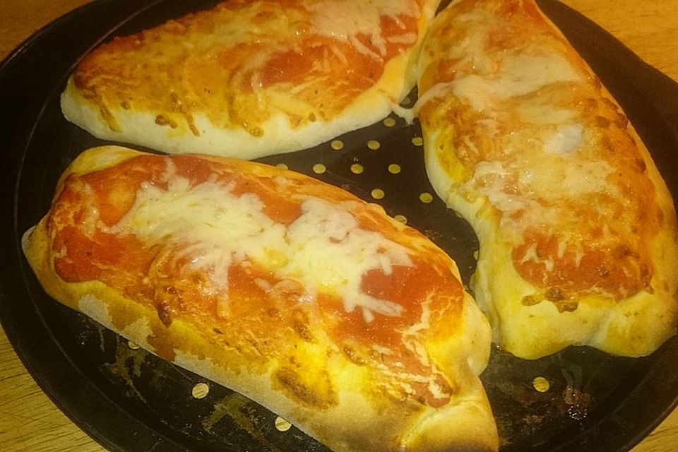 Pizza Calzone