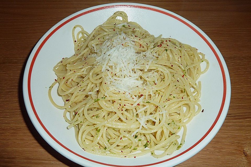 Knoblauchspaghetti