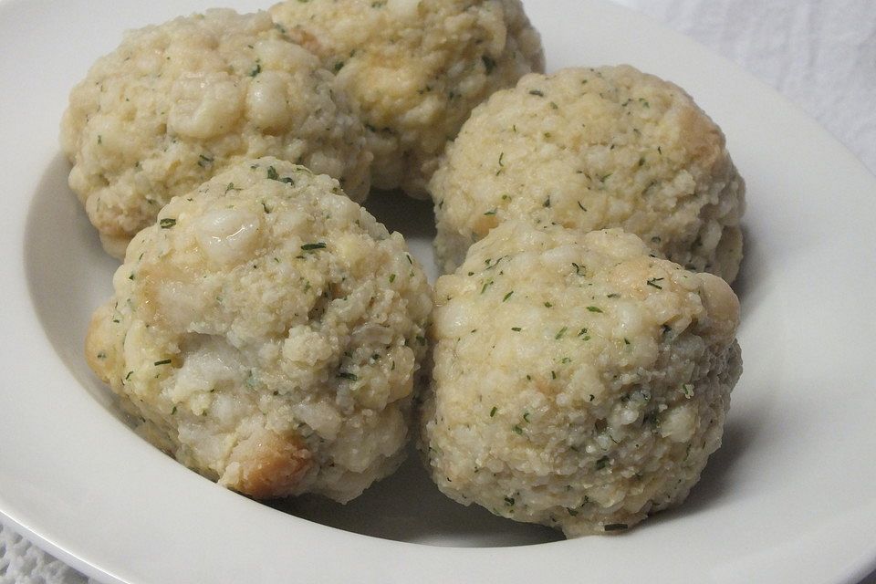 Alt-Wiener Semmelknödel