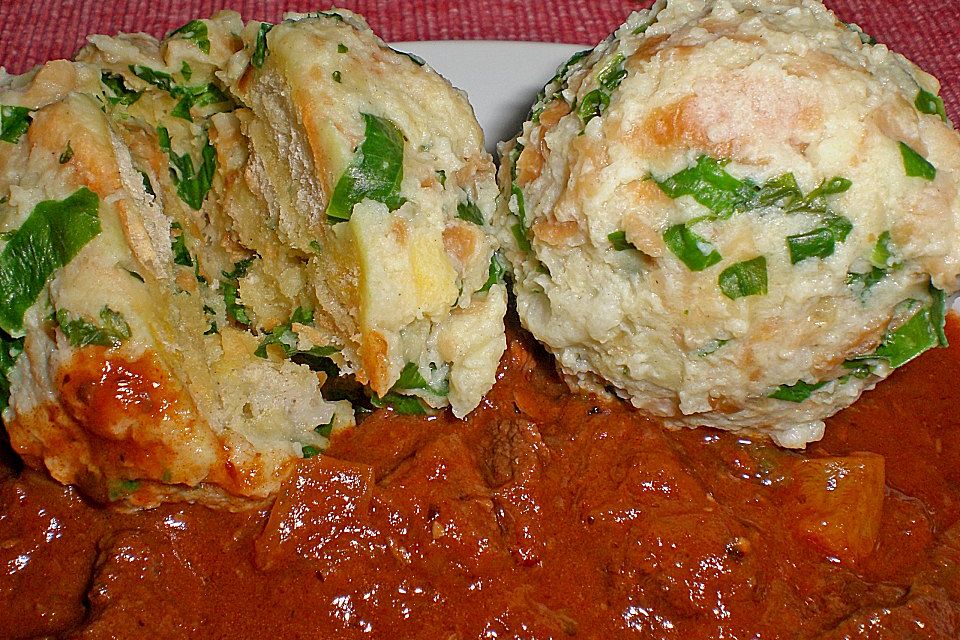 Alt-Wiener Semmelknödel