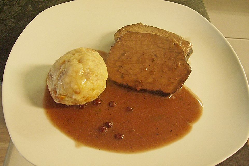 Alt-Wiener Semmelknödel