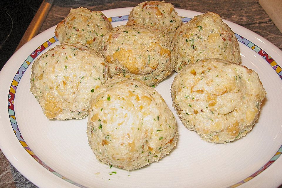 Alt-Wiener Semmelknödel