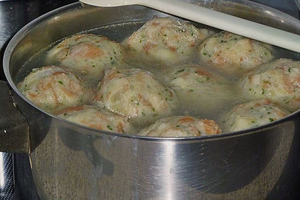 Alt-Wiener Semmelknödel