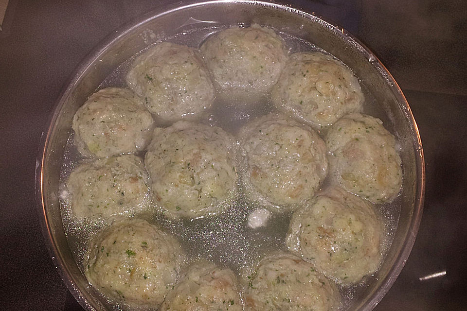 Alt-Wiener Semmelknödel