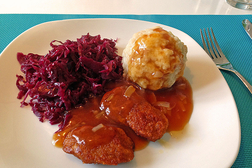 Alt-Wiener Semmelknödel