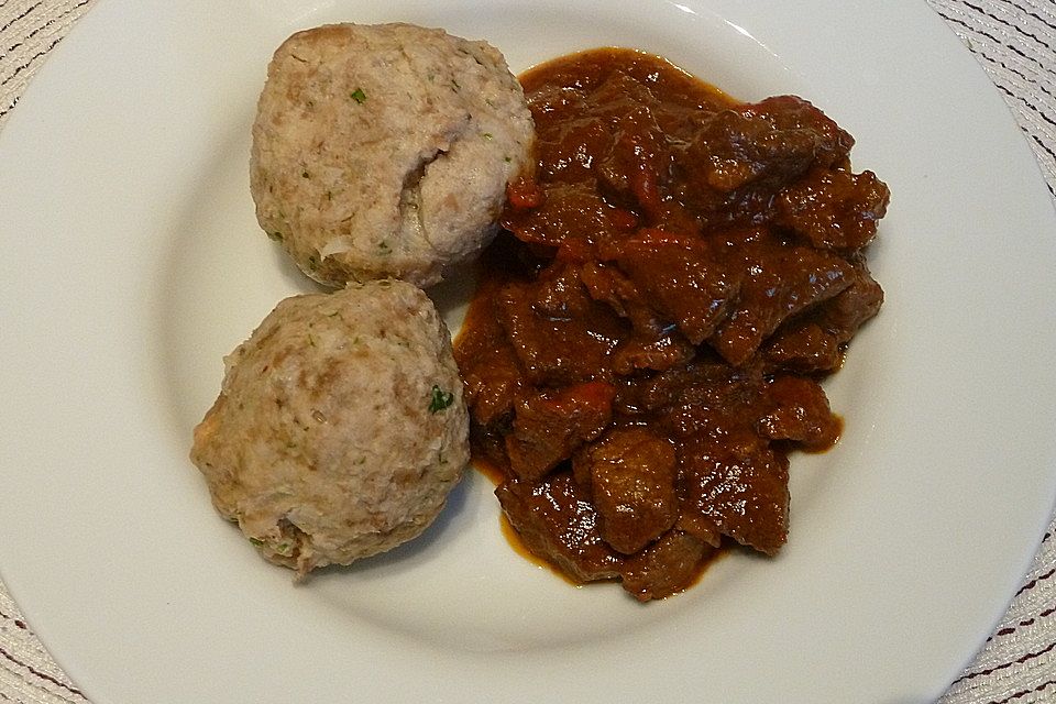 Alt-Wiener Semmelknödel