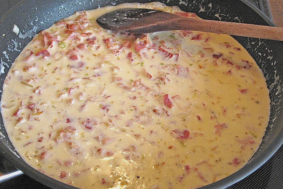 Nudelgratin alla carbonara