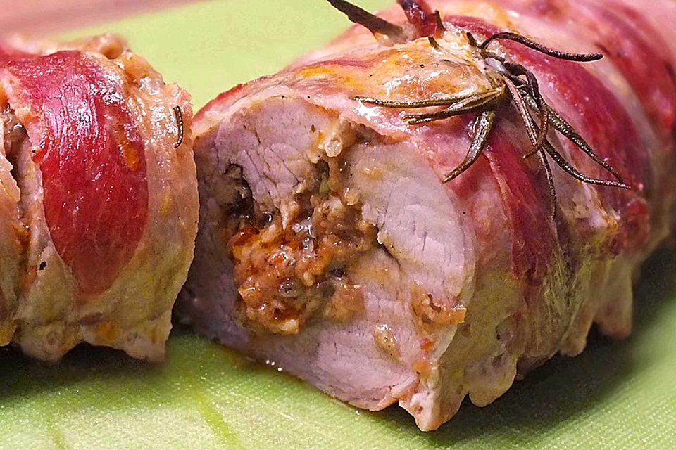 Gefüllte Schweinefilets mit Parmaschinken