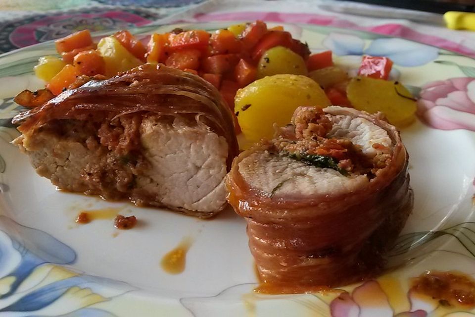 Gefüllte Schweinefilets mit Parmaschinken