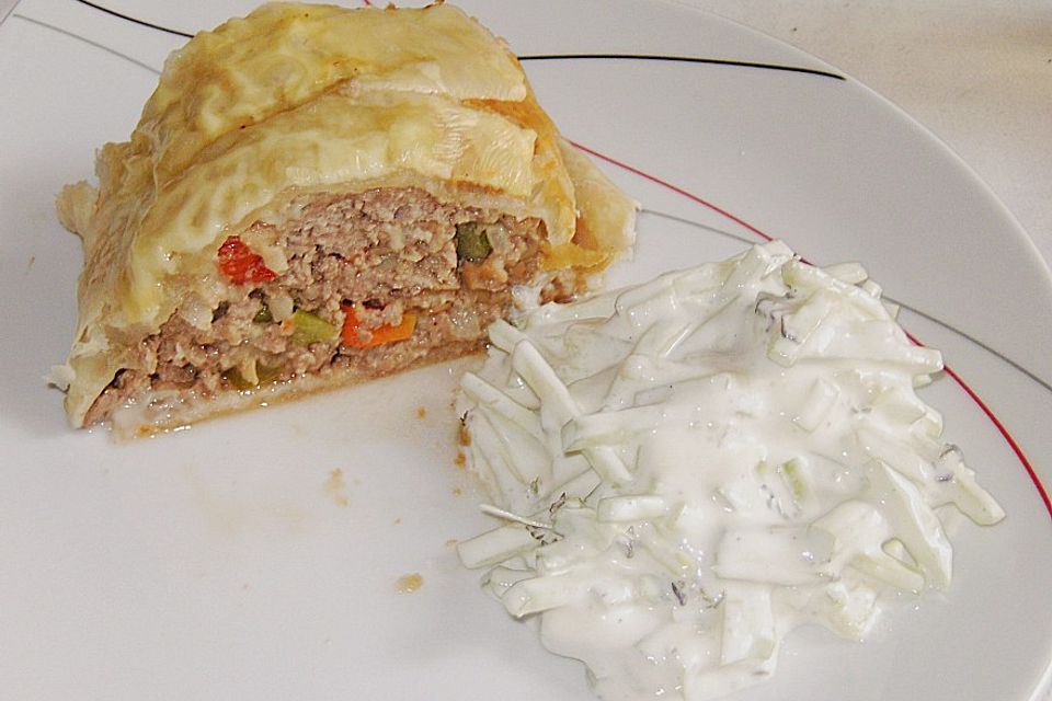 Pikanter Blätterteig - Fleisch - Strudel