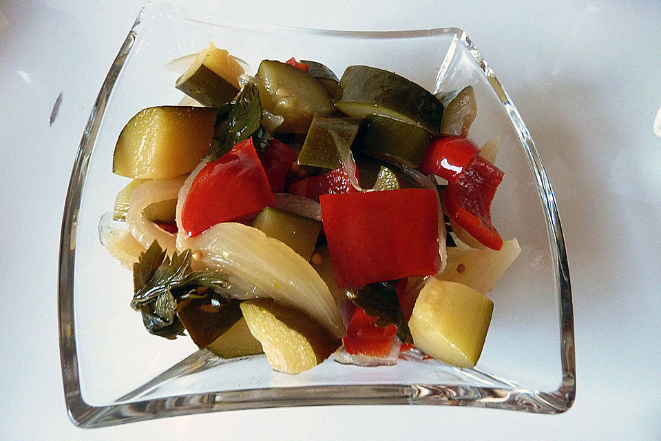 Süß - saure Zucchini Pickles