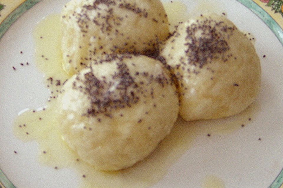 Germknödel mit Powidl