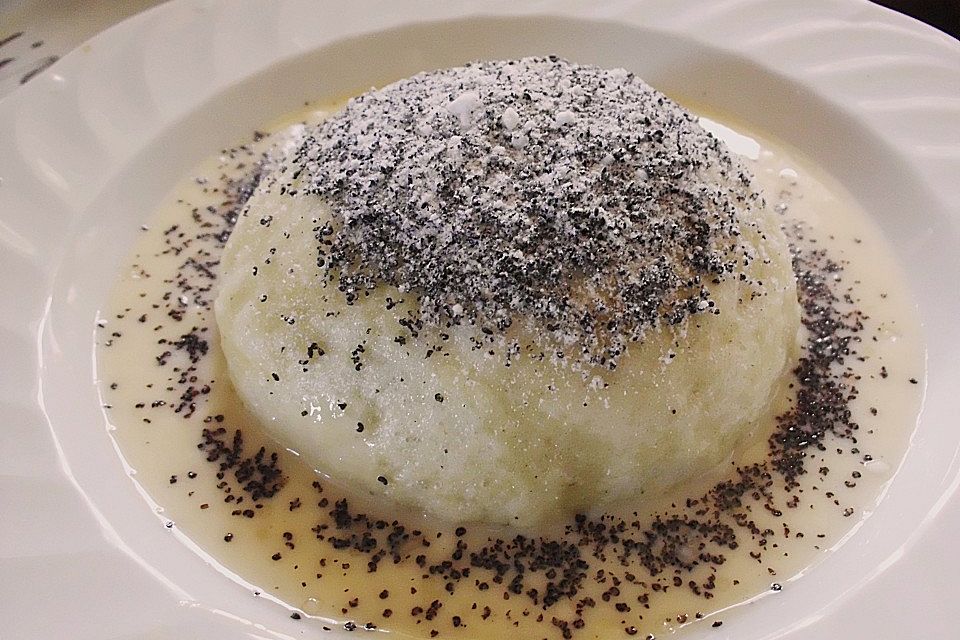 Germknödel mit Powidl