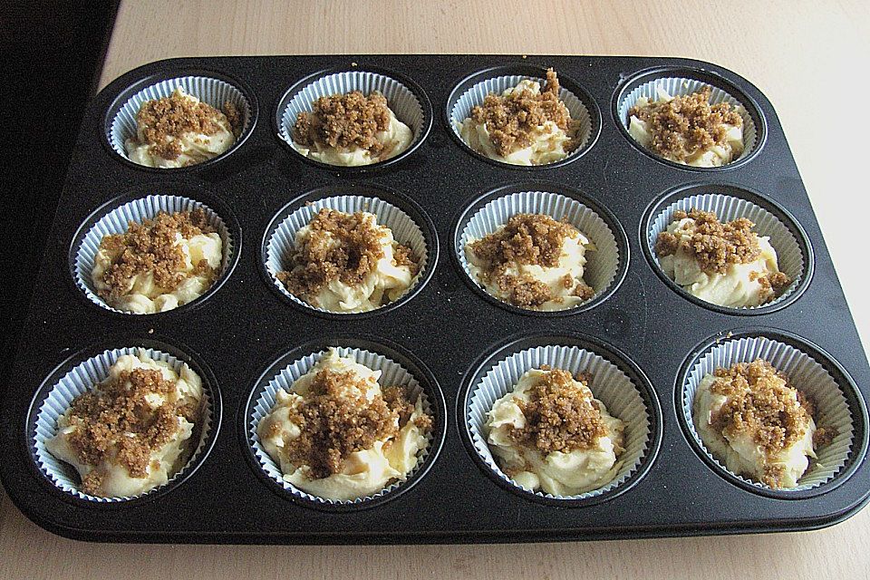 Apfelmuffins mit Zimtkruste