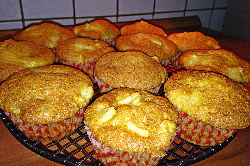 Apfelmuffins mit Zimtkruste