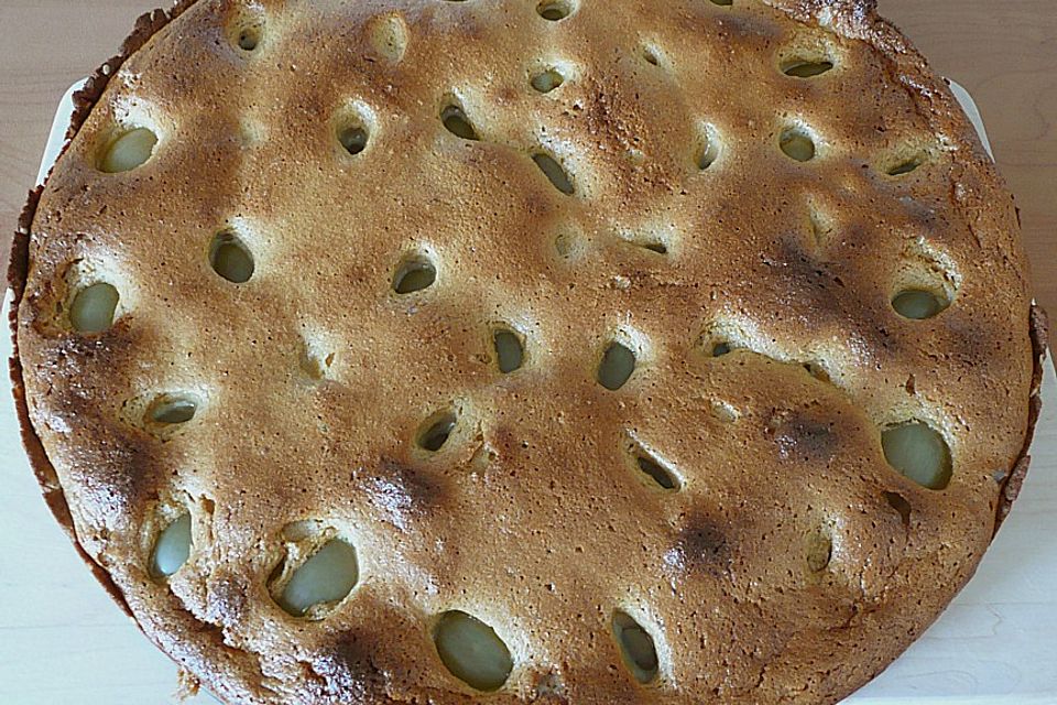 Vollkornkuchen mit grünen Trauben