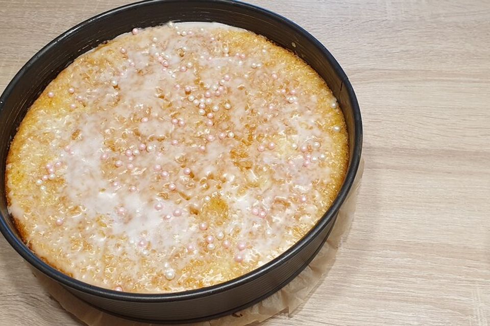 Saftiger Zitronenkuchen