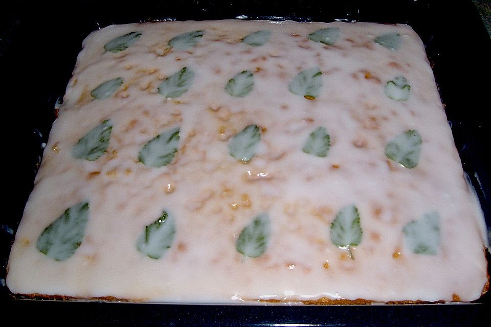 Saftiger Zitronenkuchen