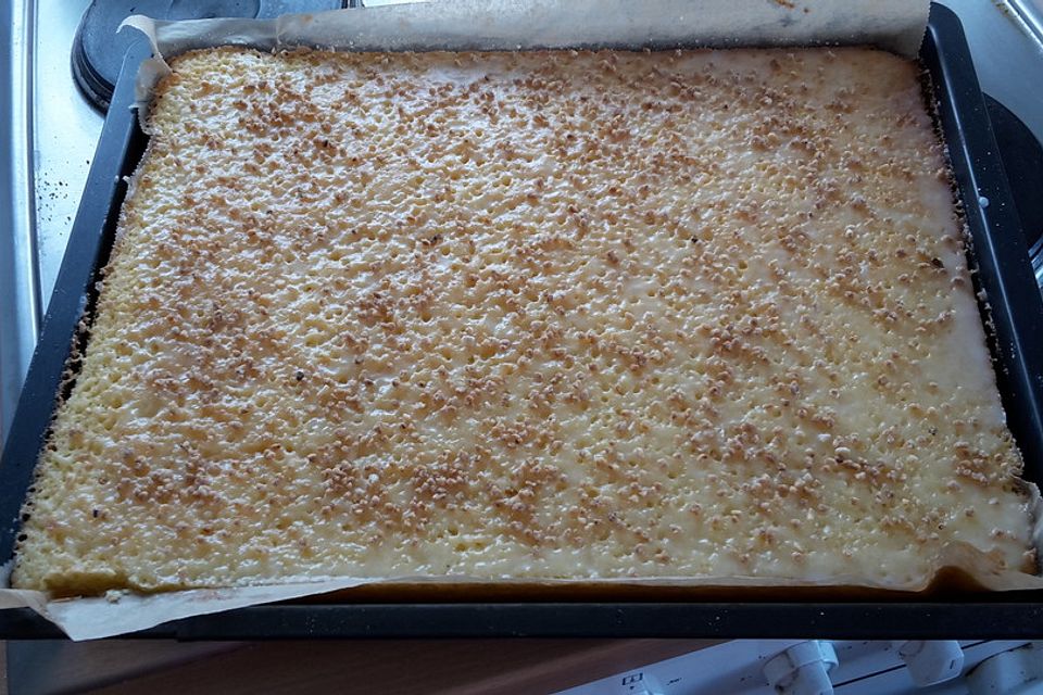 Saftiger Zitronenkuchen