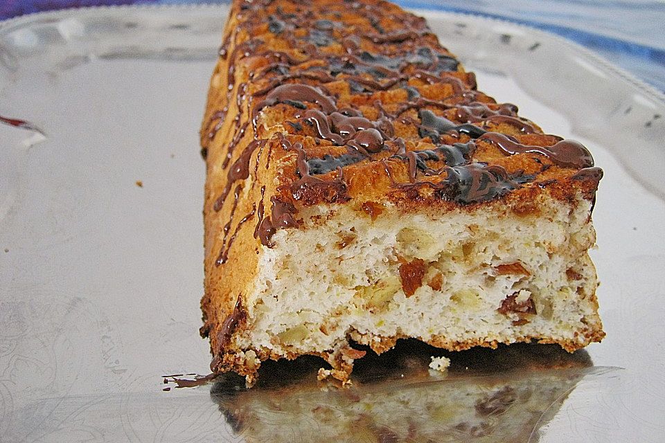 Eiweiß - Nusskuchen