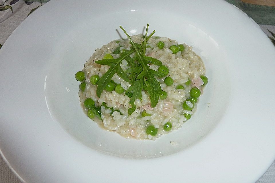 Rucola-Risotto mit Schinken