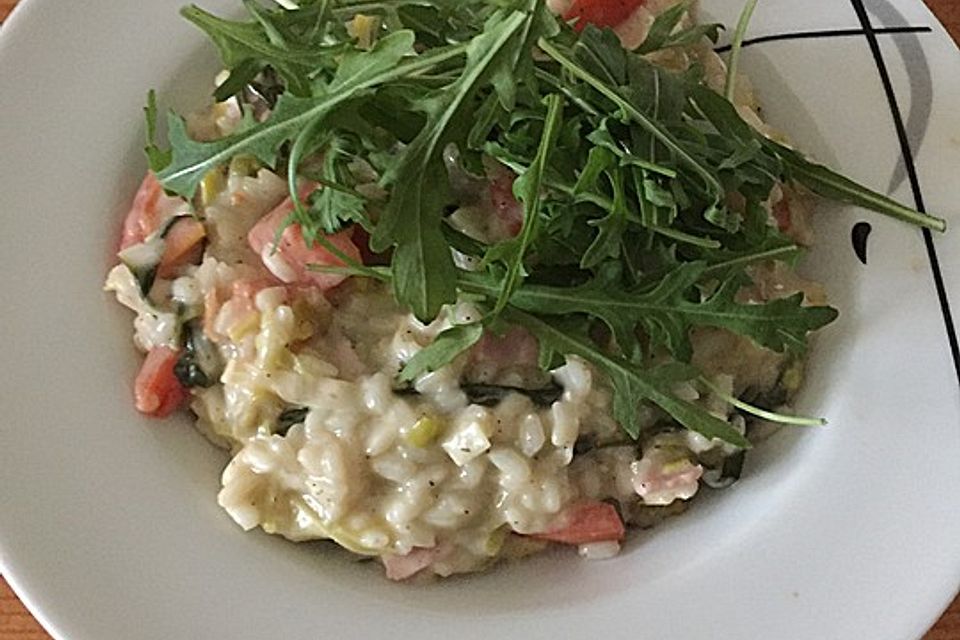 Rucola-Risotto mit Schinken