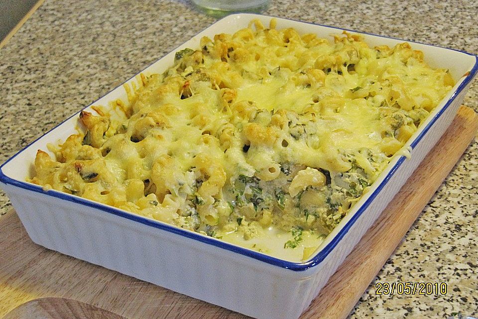 Nudelgratin mit Wildkräutern