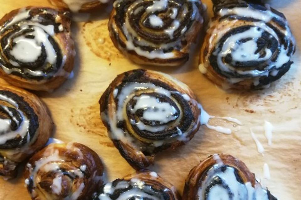 Blätterteig - Mohnschnecken mit Marzipan